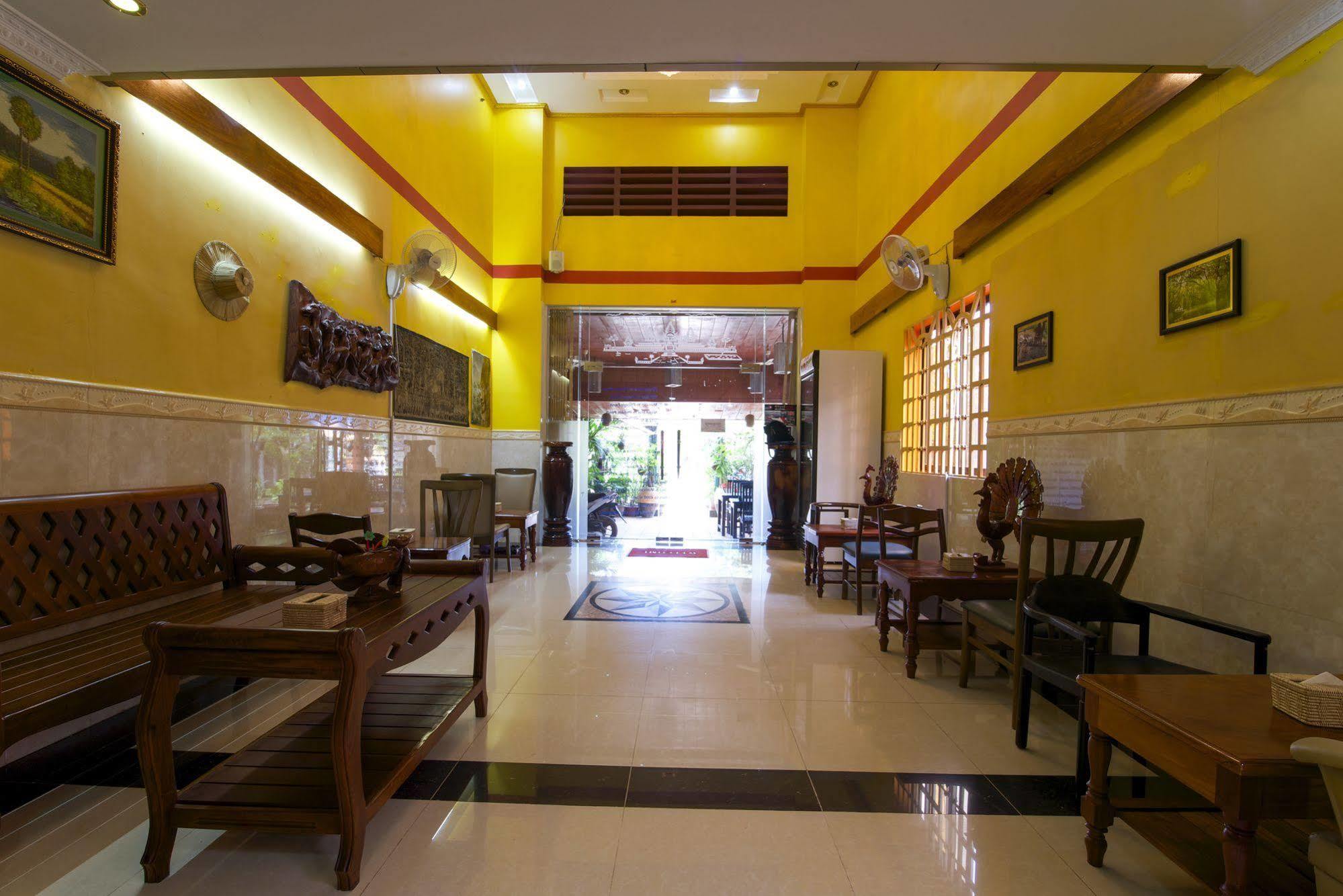 Panda Angkor Inn Siem Reap Extérieur photo